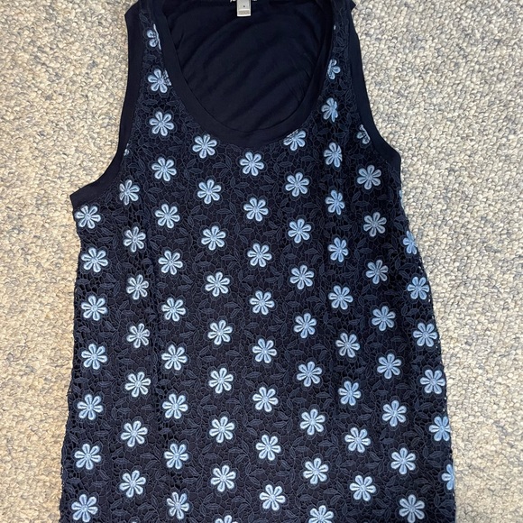J. Crew Small Womens Tank Top Blue Flower Crochet Scoop Neck Preppy Shell A30 - Picture 3 of 7